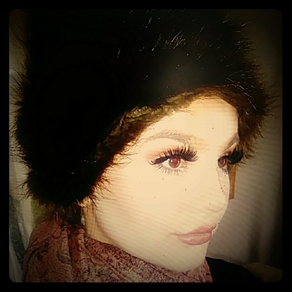 Women's hat